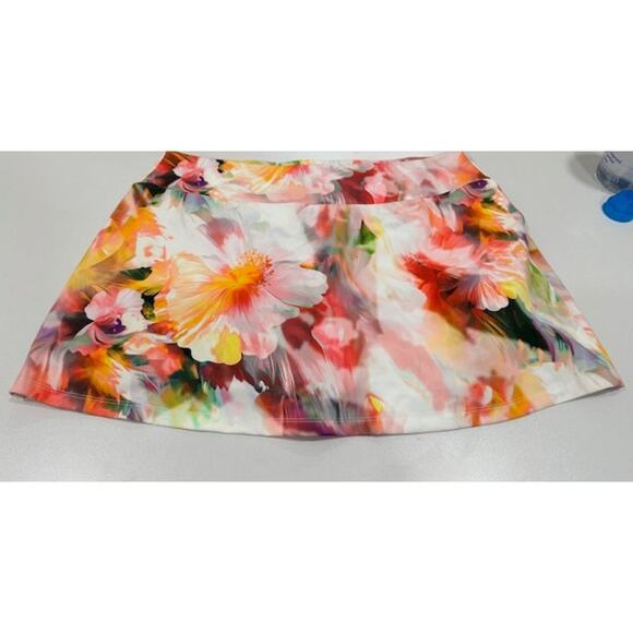 Daily Practice Floral Printed Mini Skort - Picture 3 of 3